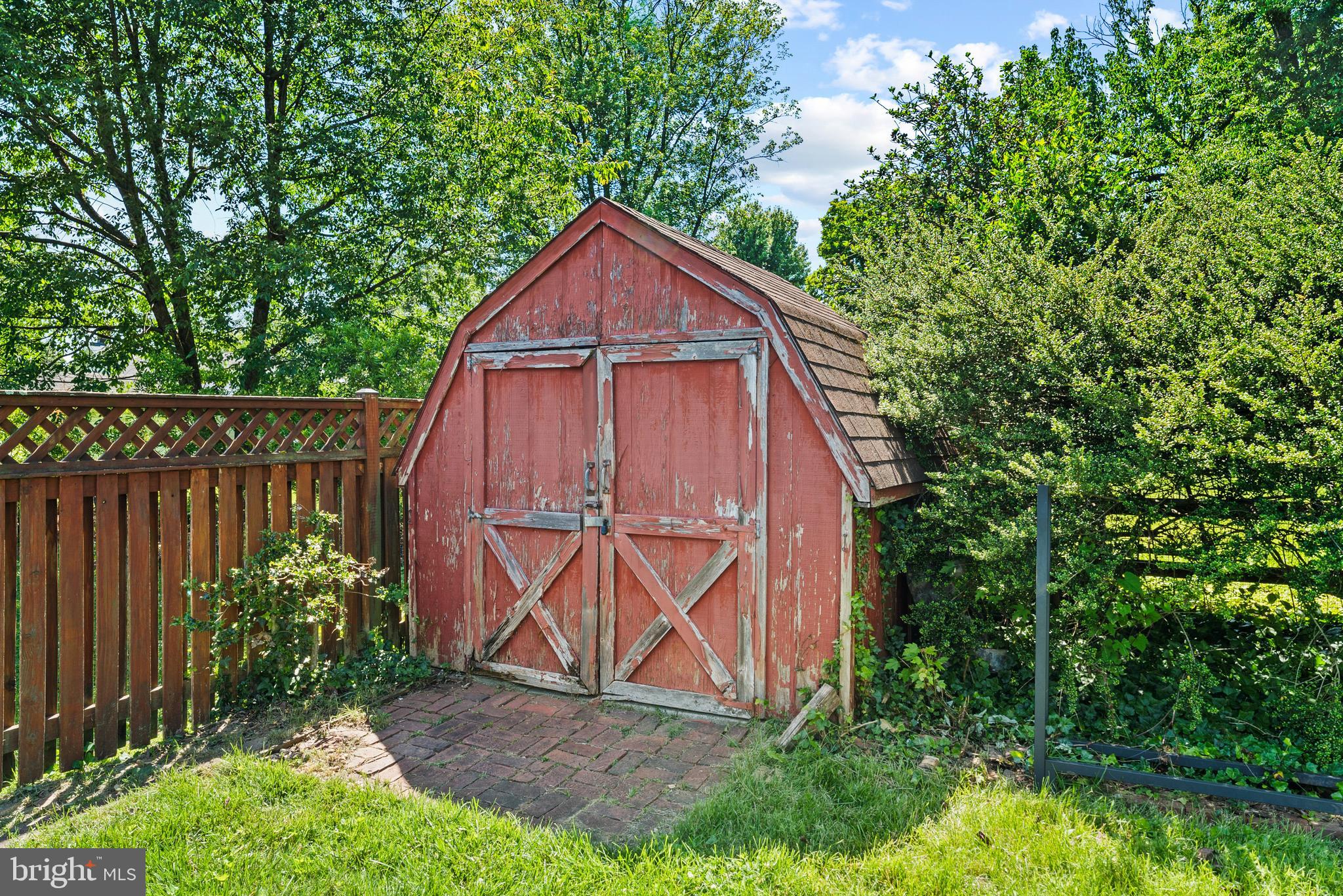 316 Gralan Road Baltimore, MD 21228 - Photo 39 of 43 Shed