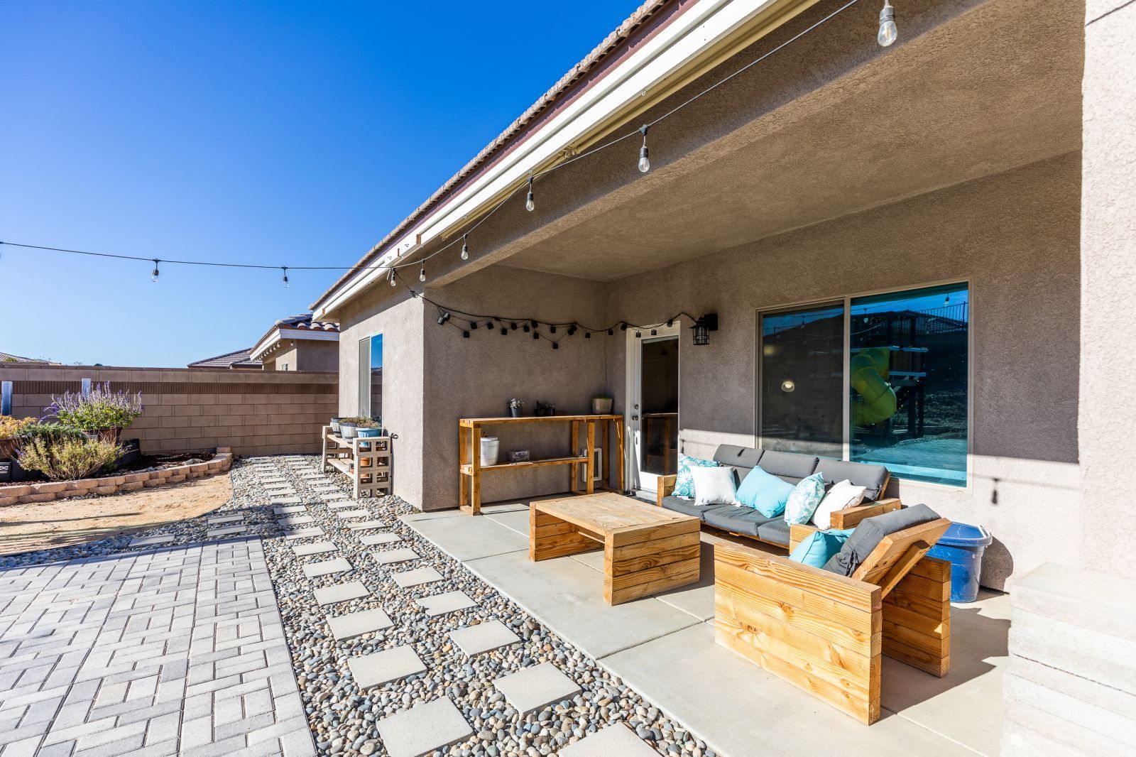 121 Rainshadow Court Ridgecrest, CA 93555 - Photo 34 of 39 Gallery Image 34