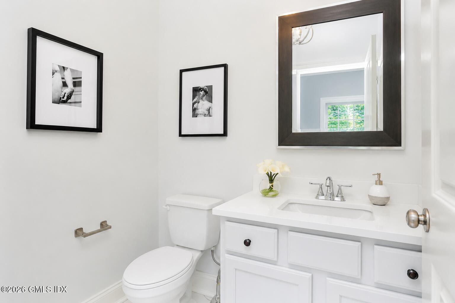 8 View Street, Unit 7 Greenwich, CT 06830 - Photo 10 of 26 View Powder Room 7 & 9