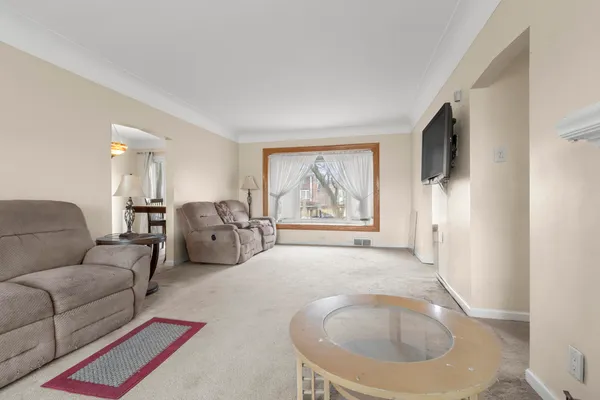 $1,195,000 | 26204 Doxtator Street, Dearborn Heights, MI 48127