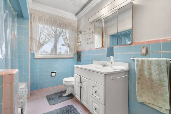 $1,195,000 | 26204 Doxtator Street, Dearborn Heights, MI 48127