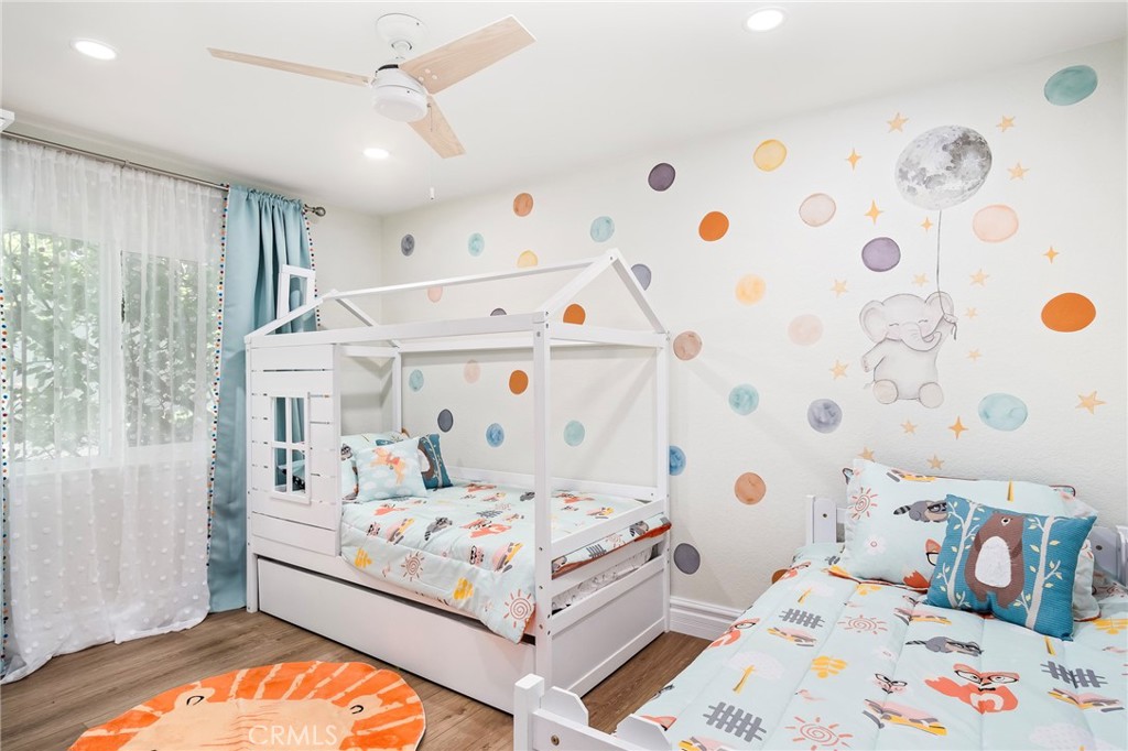 27546 Genil Mission Viejo, CA 92691 - Photo 12 of 25