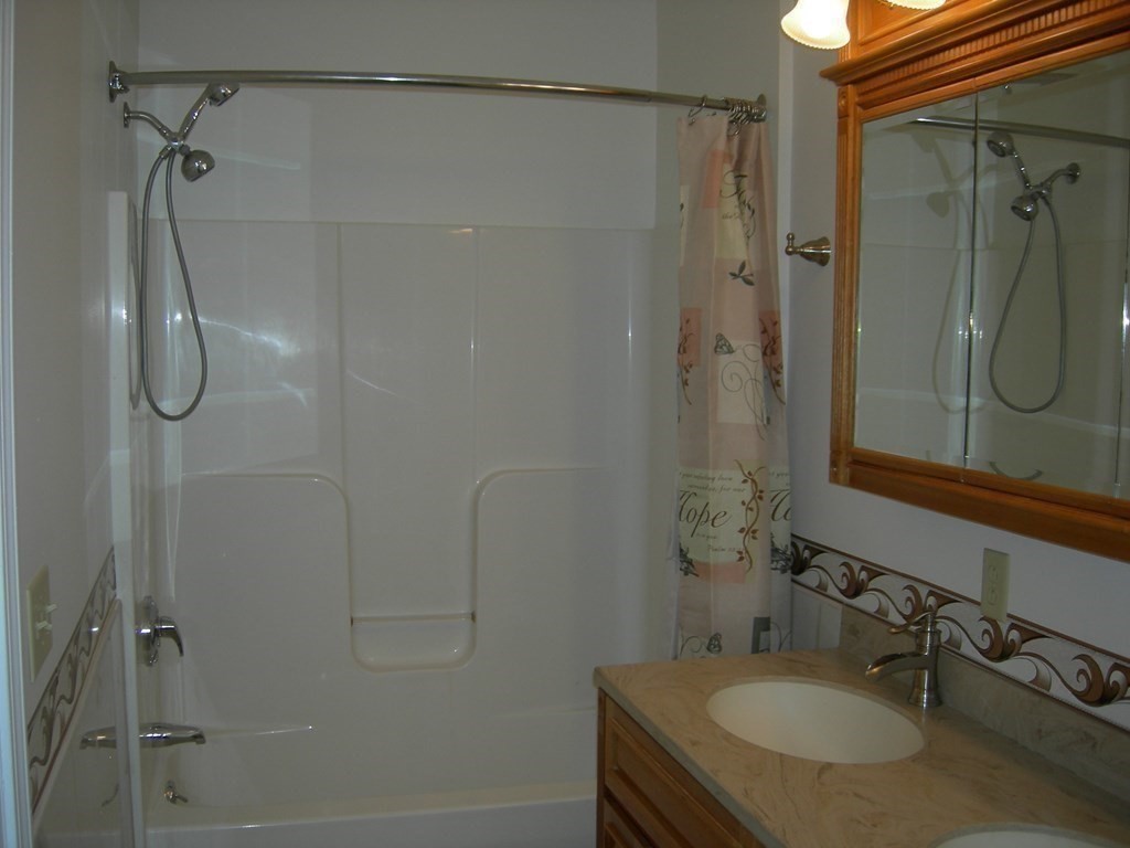 10 Beverly Cove Worcester, MA 01604 - Photo 14 of 20