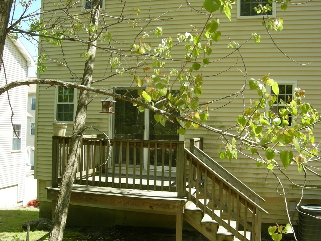 10 Beverly Cove Worcester, MA 01604 - Photo 19 of 20