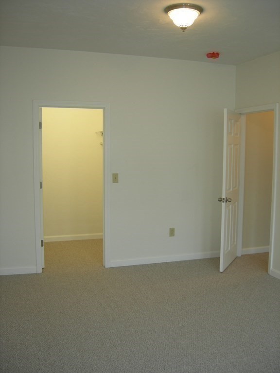 10 Beverly Cove Worcester, MA 01604 - Photo 9 of 20