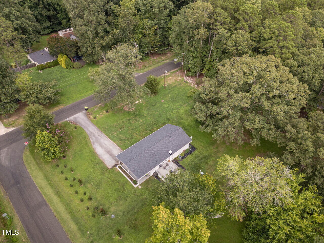 809 Lakeview Road Durham, NC 27712 - Photo 44 of 49 024-1280x960-photo