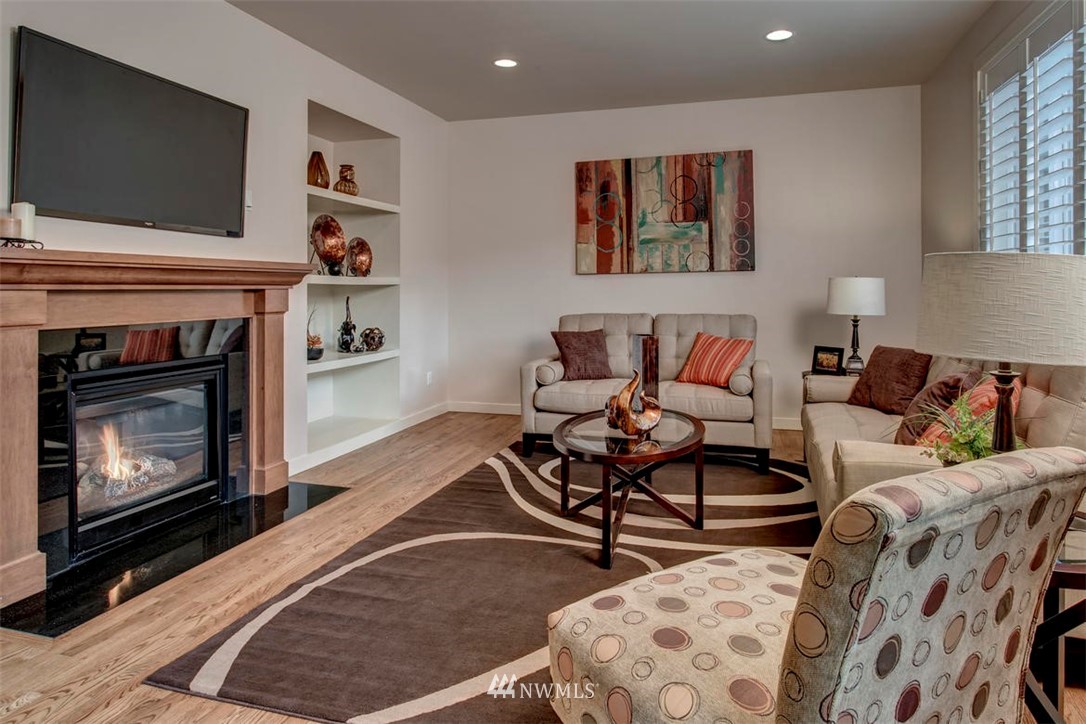 3820 167th Place Southeast Bothell, WA 98012 - Photo 2 of 20 Gallery Image 2