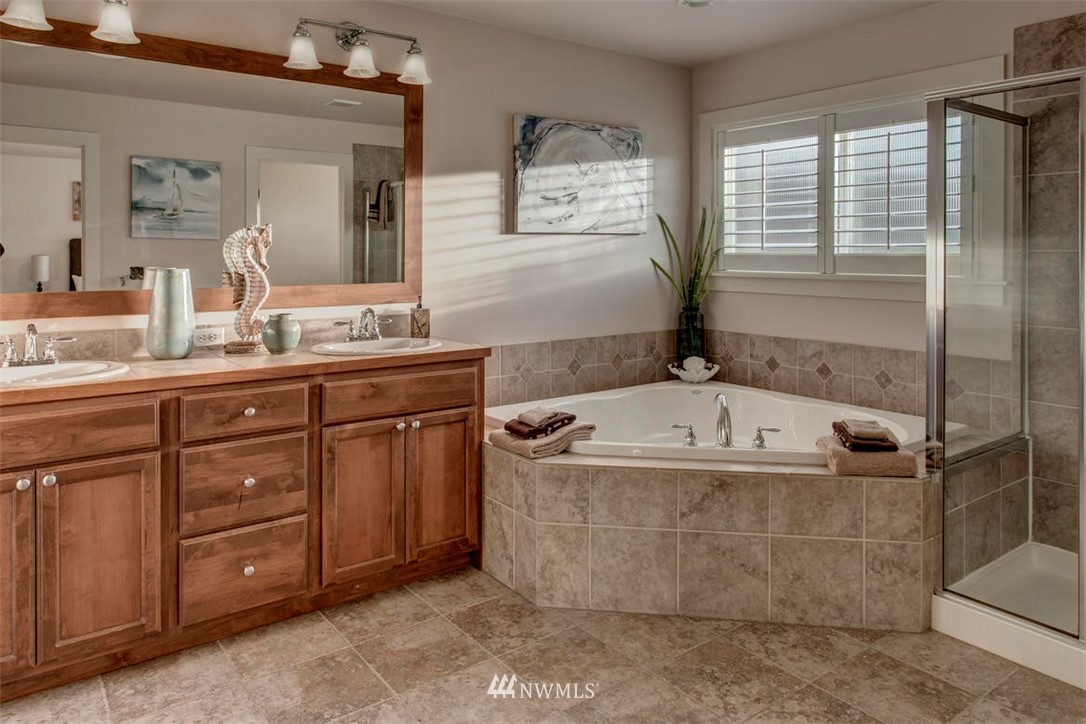 3820 167th Place Southeast Bothell, WA 98012 - Photo 13 of 20 Gallery Image 13