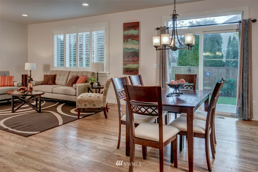 3820 167th Place Southeast Bothell, WA 98012 - Photo 4 of 20 Gallery Image 4