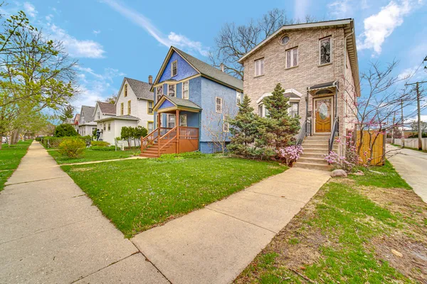 $849,000 | 1915 Dewey Avenue, Evanston, IL 60201