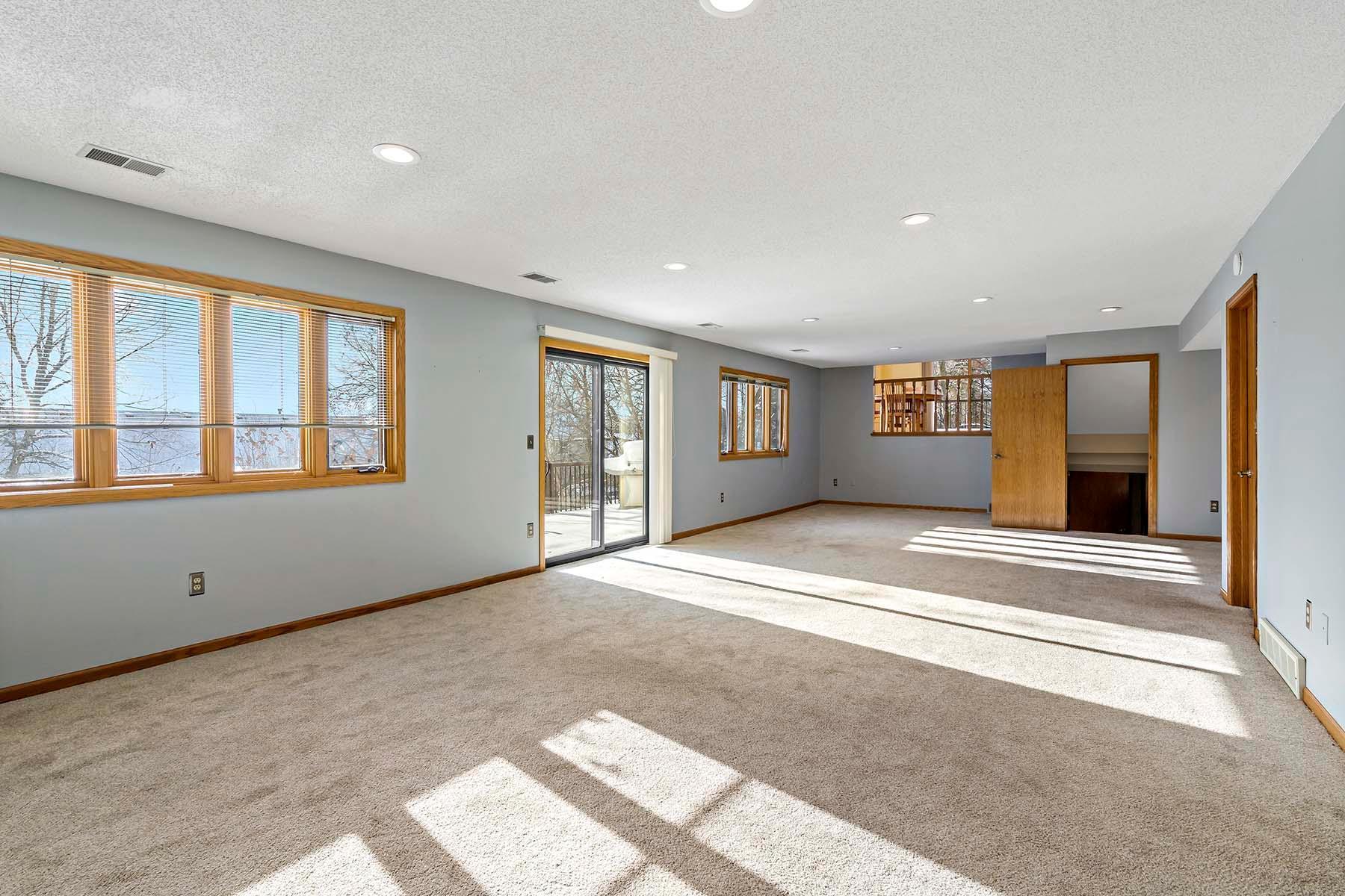 17384 Harding Lane Lakeville, MN 55044 - Photo 32 of 70