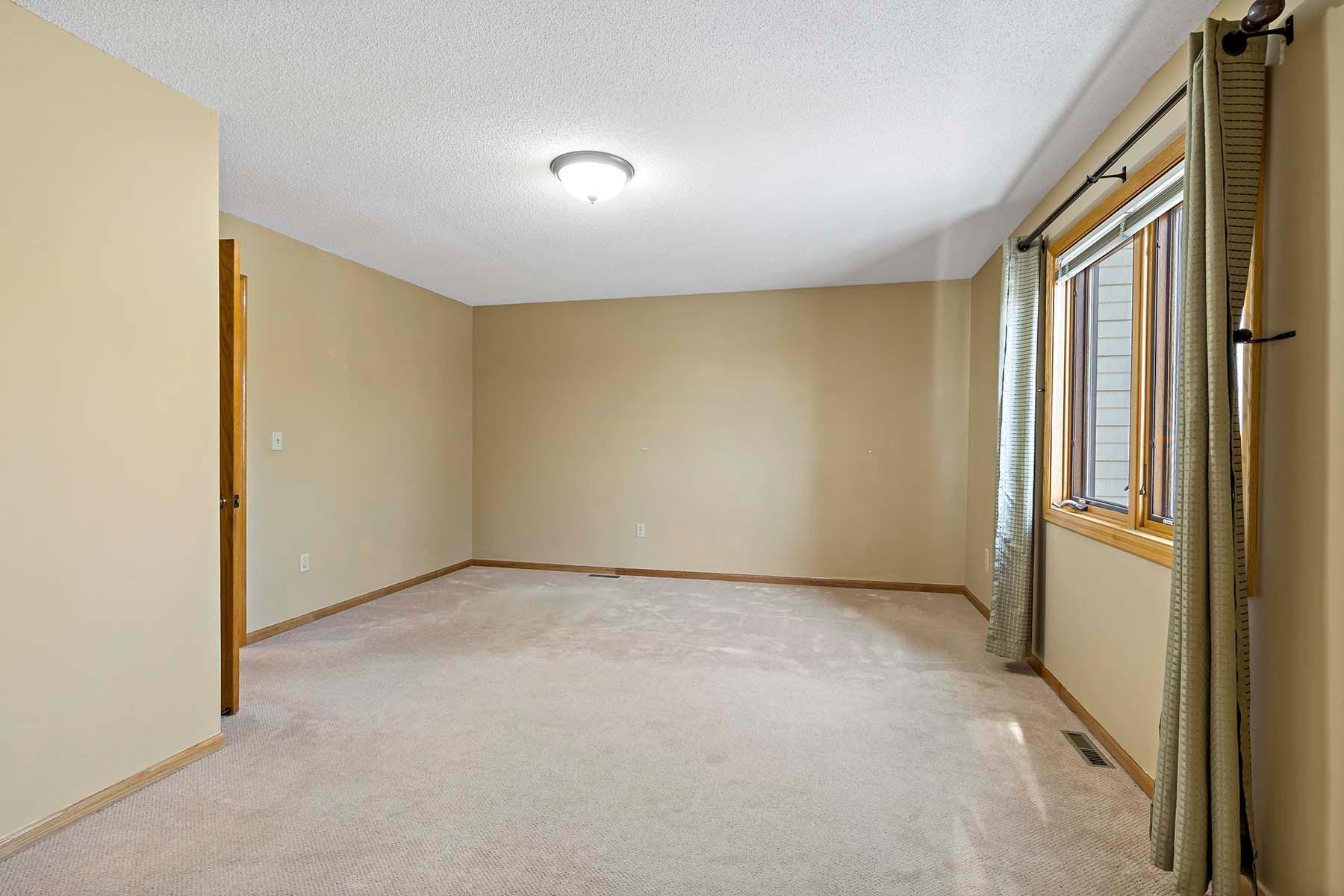 17384 Harding Lane Lakeville, MN 55044 - Photo 40 of 70