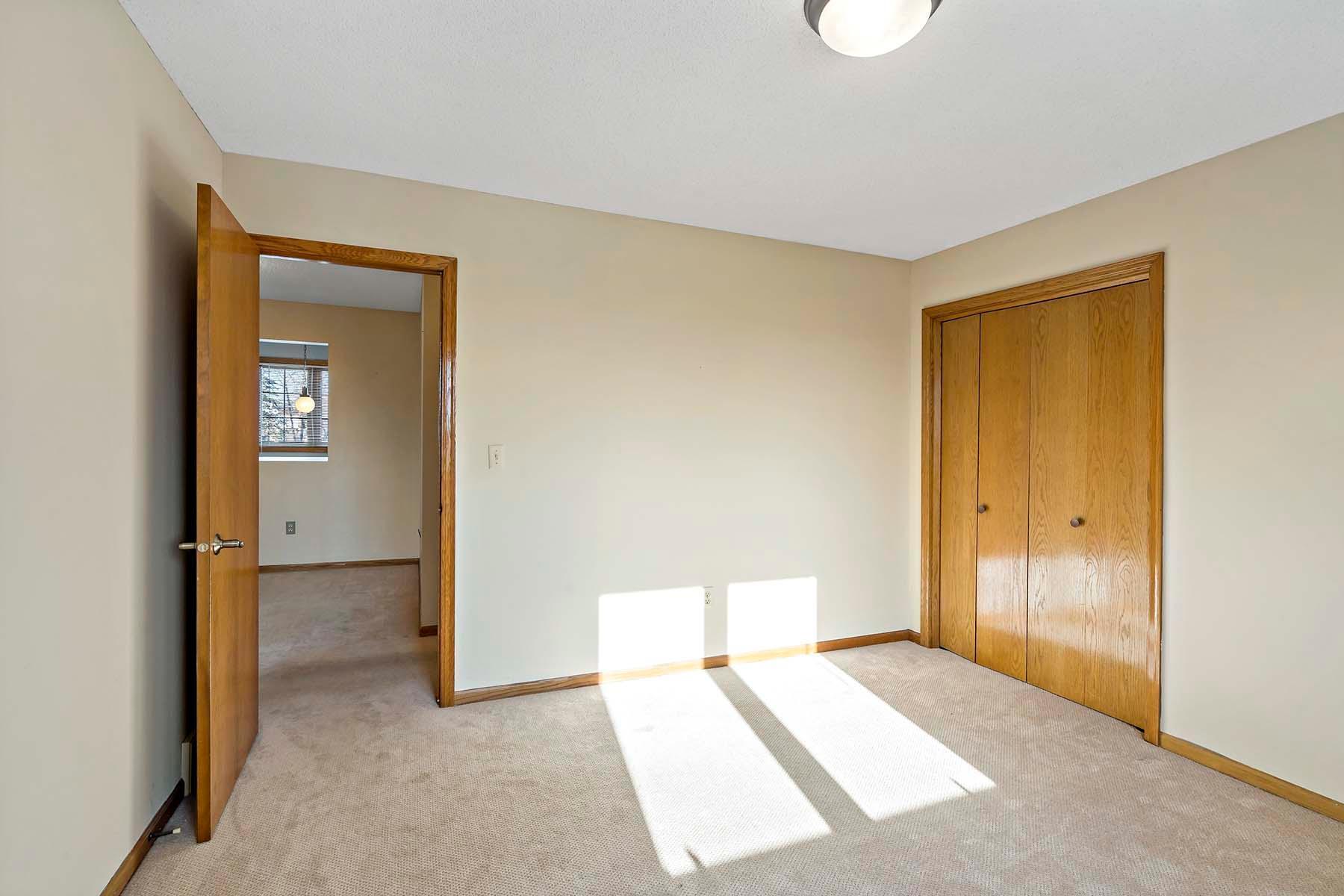 17384 Harding Lane Lakeville, MN 55044 - Photo 42 of 70