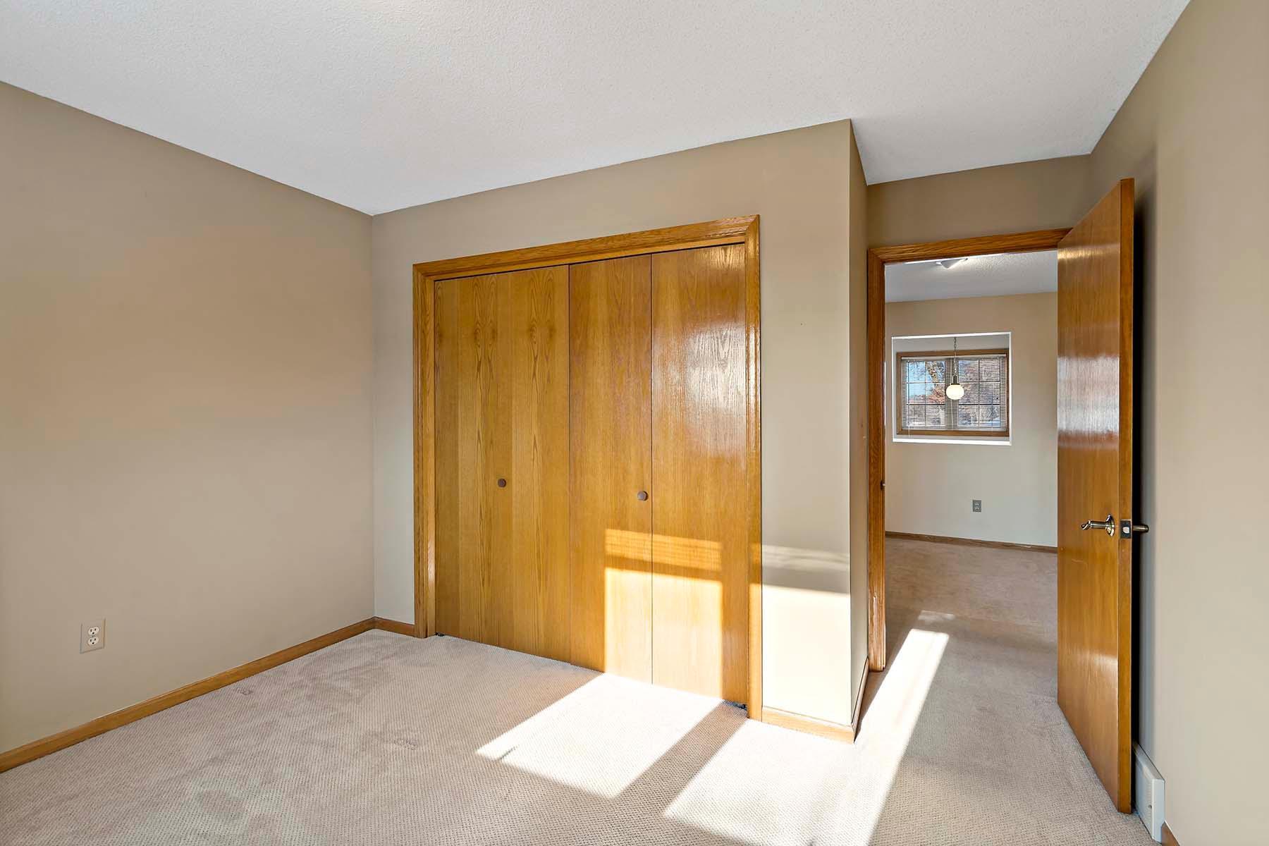 17384 Harding Lane Lakeville, MN 55044 - Photo 44 of 70