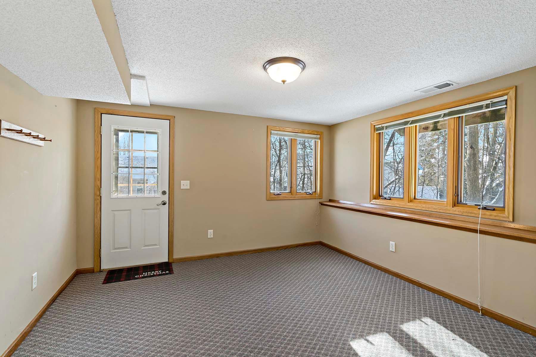 17384 Harding Lane Lakeville, MN 55044 - Photo 56 of 70