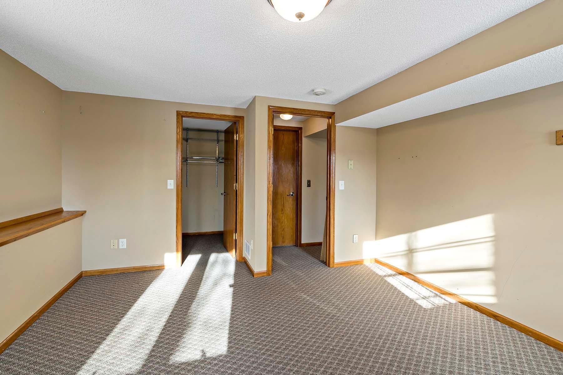 17384 Harding Lane Lakeville, MN 55044 - Photo 57 of 70