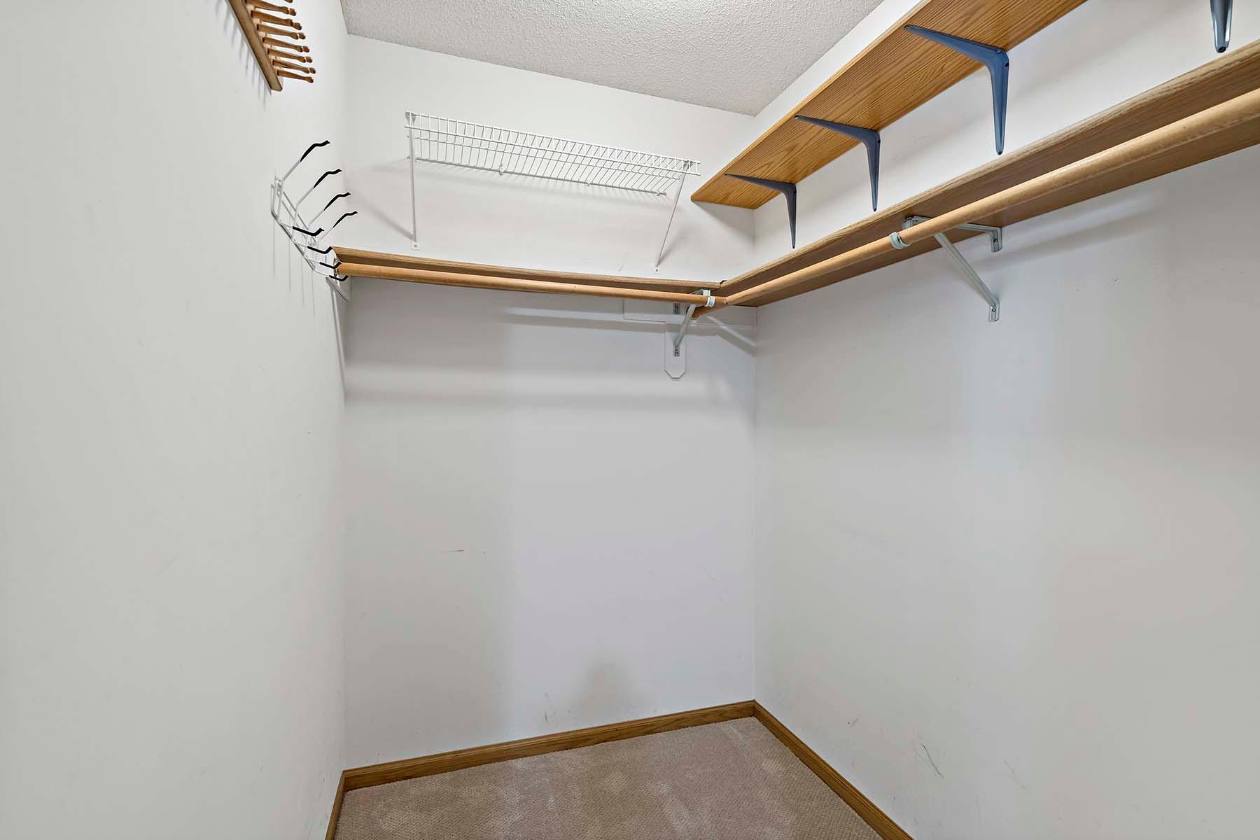 17384 Harding Lane Lakeville, MN 55044 - Photo 58 of 70