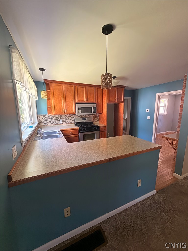 311 Sayles Street Oneida, NY 13421 - Photo 8 of 25 Kitchen looking from diningroom