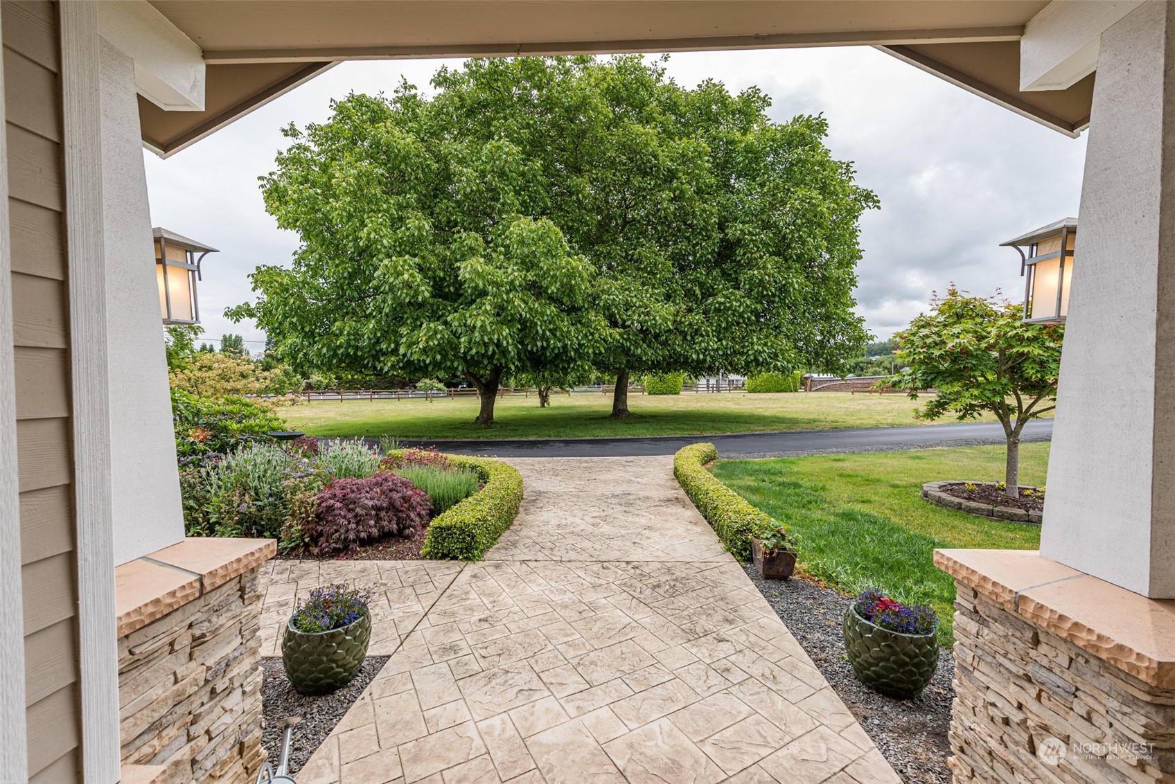 411 Shore Road Port Angeles, WA 98362 - Photo 6 of 40 Gallery Image 6