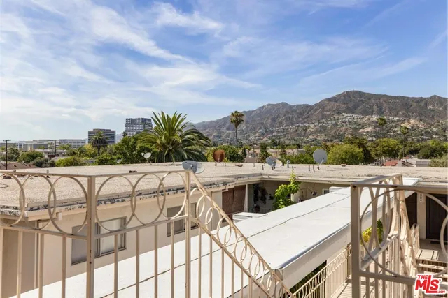 $640,000 | 330 North Howard Street, Unit 311, Glendale, CA 91206