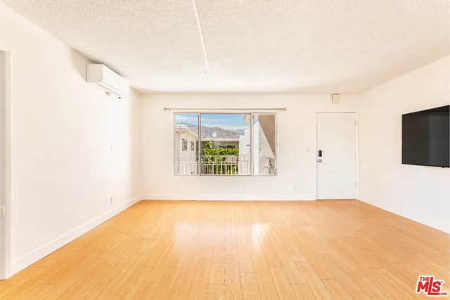 $640,000 | 330 North Howard Street, Unit 311, Glendale, CA 91206