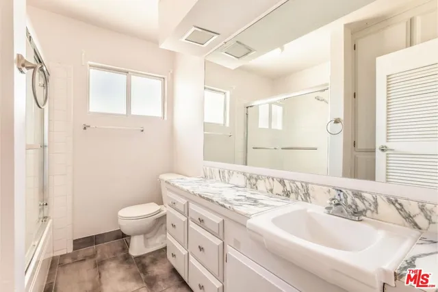 $640,000 | 330 North Howard Street, Unit 311, Glendale, CA 91206