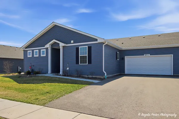 $289,000 | 6311 Maple Glen Drive, Wonder Lake, IL 60097