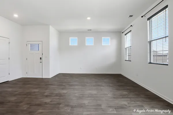 $289,000 | 6311 Maple Glen Drive, Wonder Lake, IL 60097