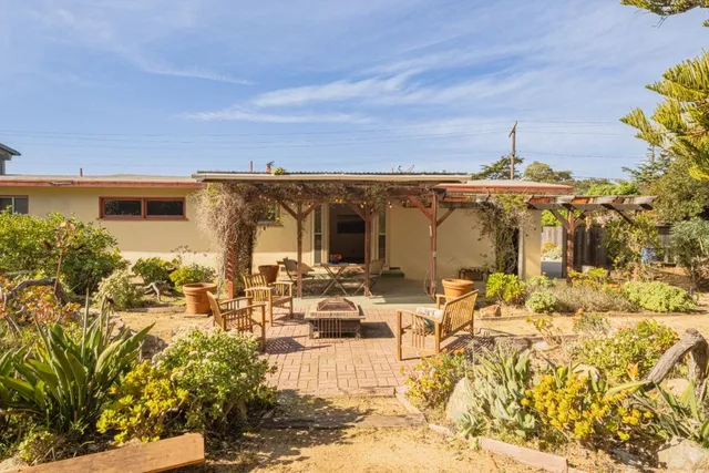 $859,000 | 1960 Luzern Street, Seaside, CA 93955