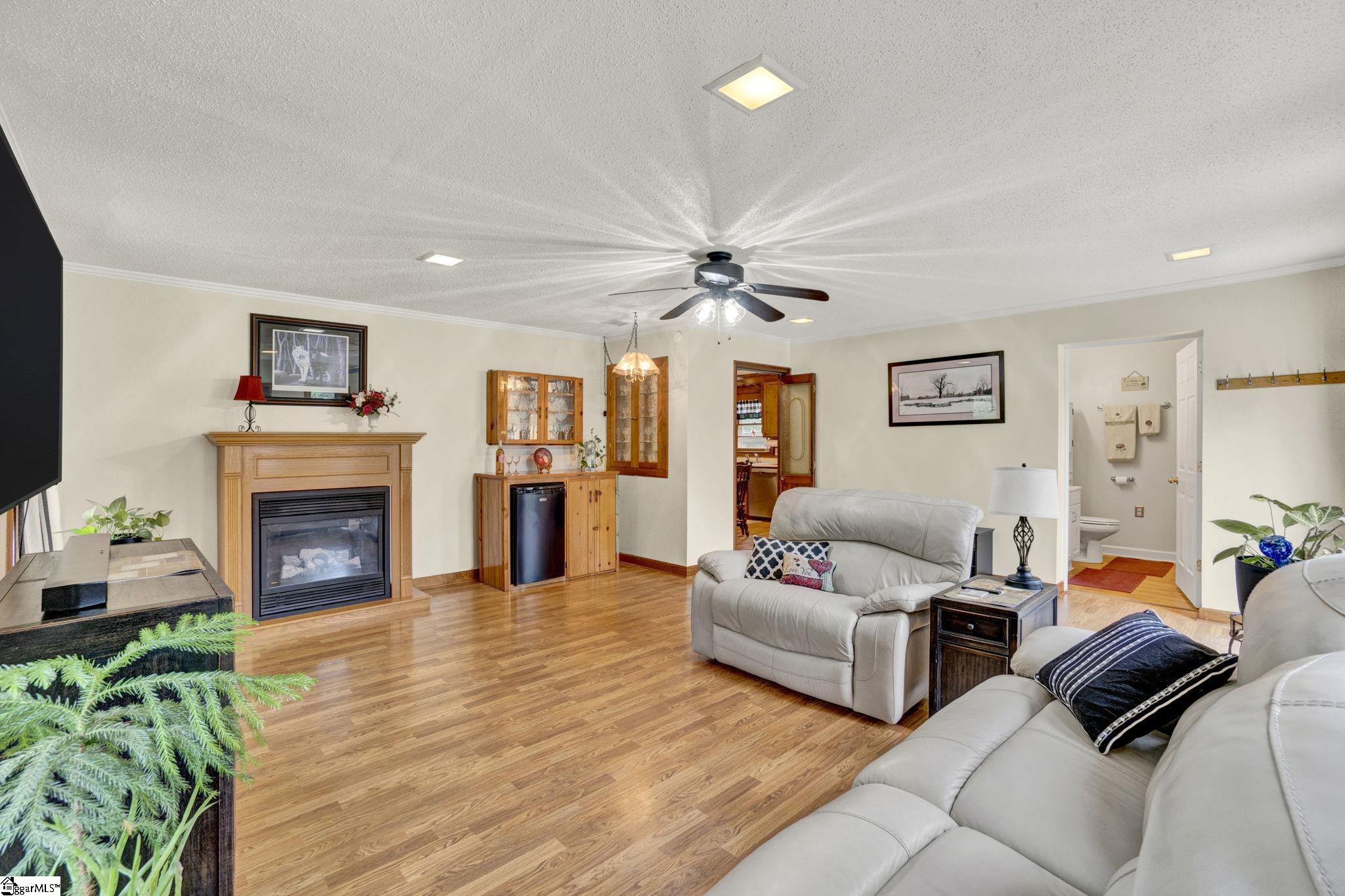 207 State Rd S-30-754 Clinton, SC 29325 - Photo 15 of 50