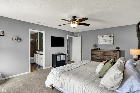 $300,000 | 6854 West Philadelphia Drive, McCordsville, IN 46055