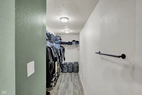 $300,000 | 6854 West Philadelphia Drive, McCordsville, IN 46055