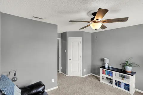 $300,000 | 6854 West Philadelphia Drive, McCordsville, IN 46055