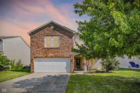 $300,000 | 6854 West Philadelphia Drive, McCordsville, IN 46055