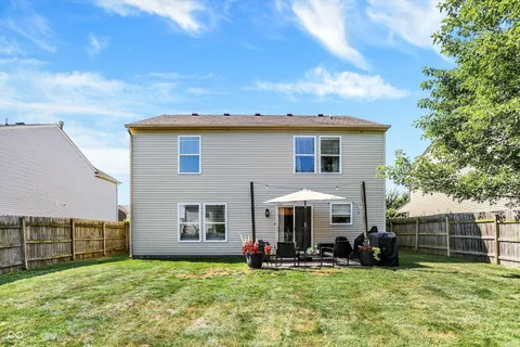 $300,000 | 6854 West Philadelphia Drive, McCordsville, IN 46055