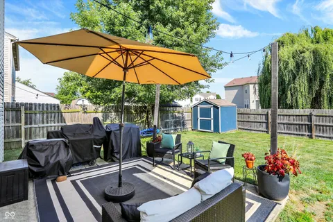 $300,000 | 6854 West Philadelphia Drive, McCordsville, IN 46055