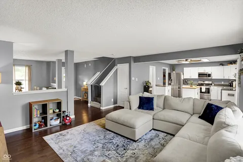 $300,000 | 6854 West Philadelphia Drive, McCordsville, IN 46055