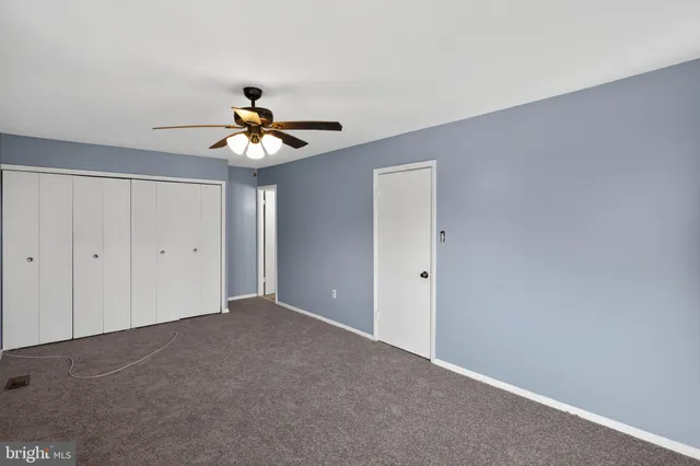 a window in an empty room