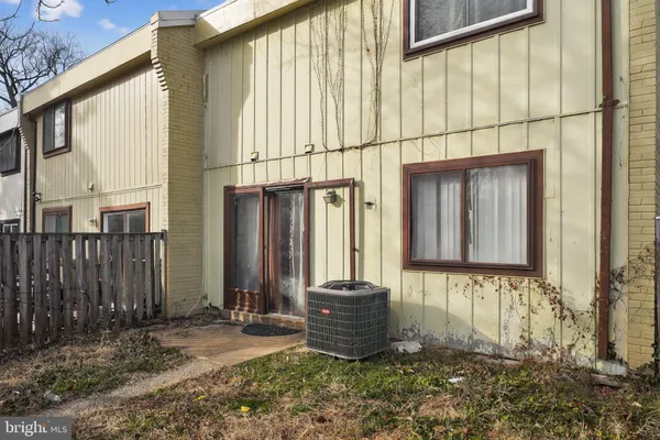 $337,000 | 8606 Brae Brooke Drive, Lanham, MD 20706