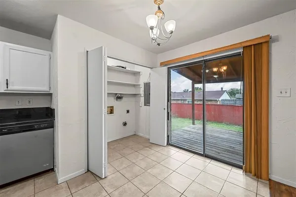 $269,990 | 718 Roaming Rd Drive, Allen, TX 75002