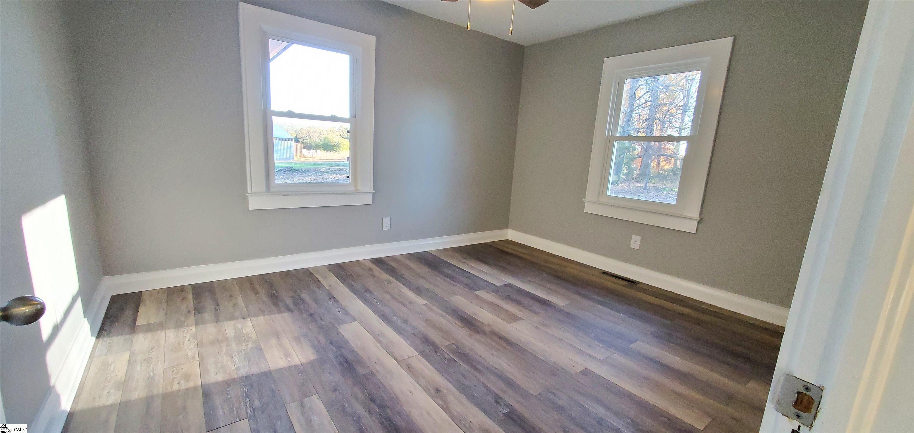 4352 Metric Road Laurens, SC 29360 - Photo 9 of 15 Gallery Image 9
