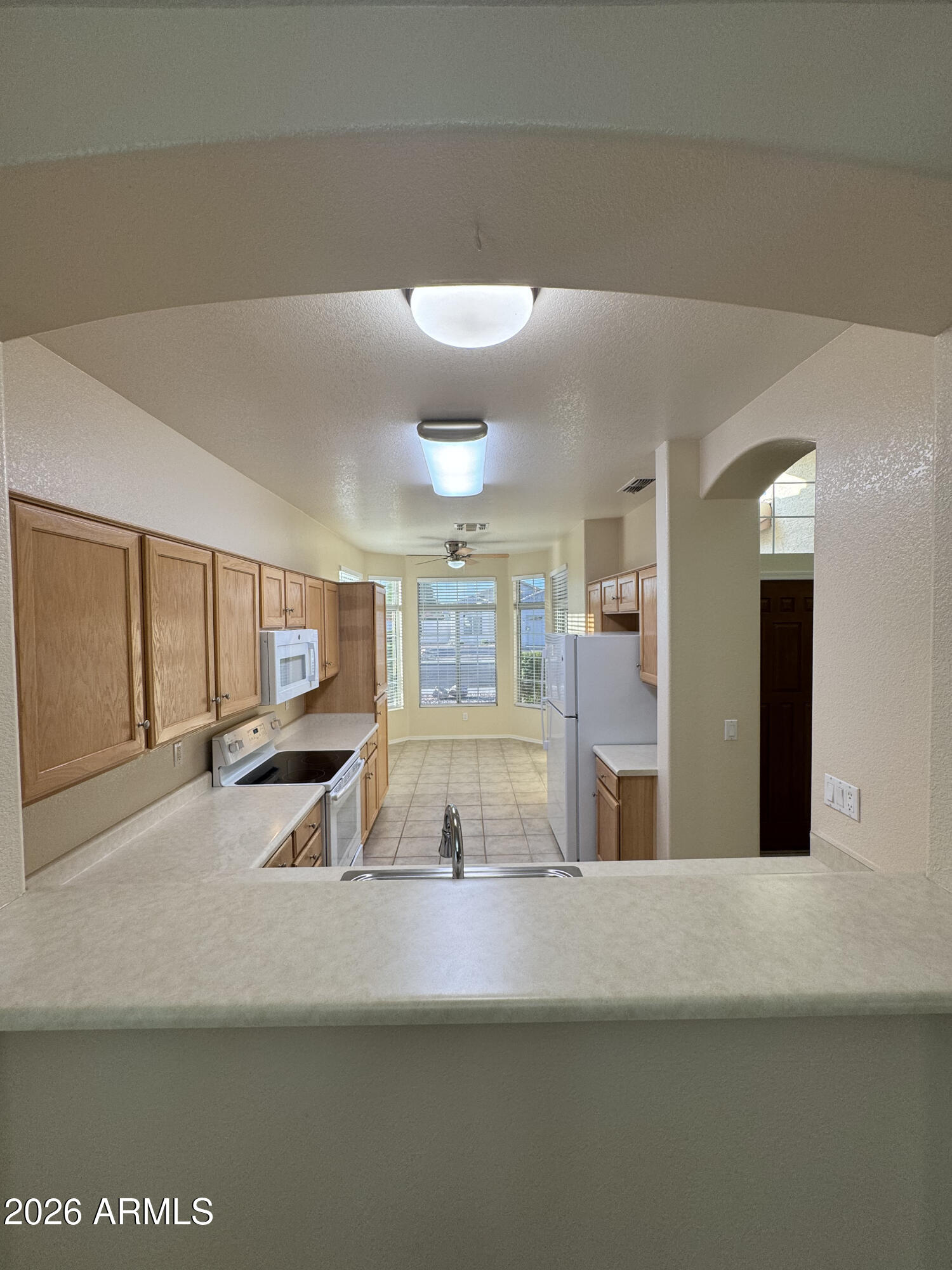 11065 West Marco Polo Road Peoria, AZ 85373 - Photo 6 of 23