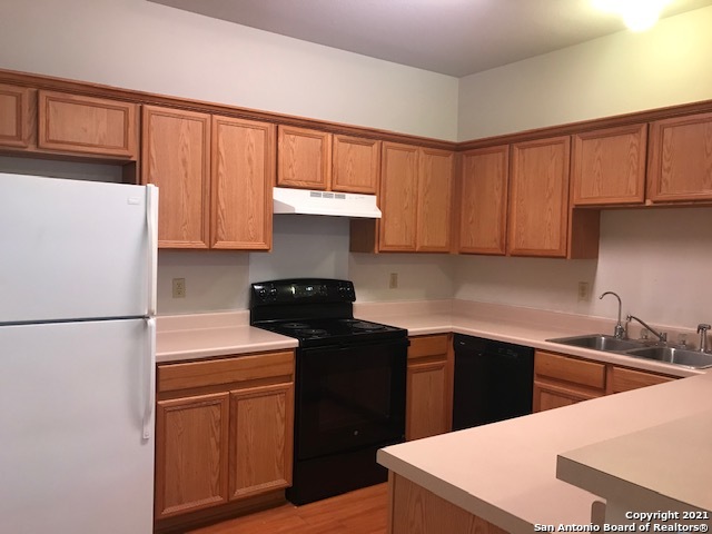 7043 Tourant Road San Antonio, TX 78240 - Photo 8 of 14