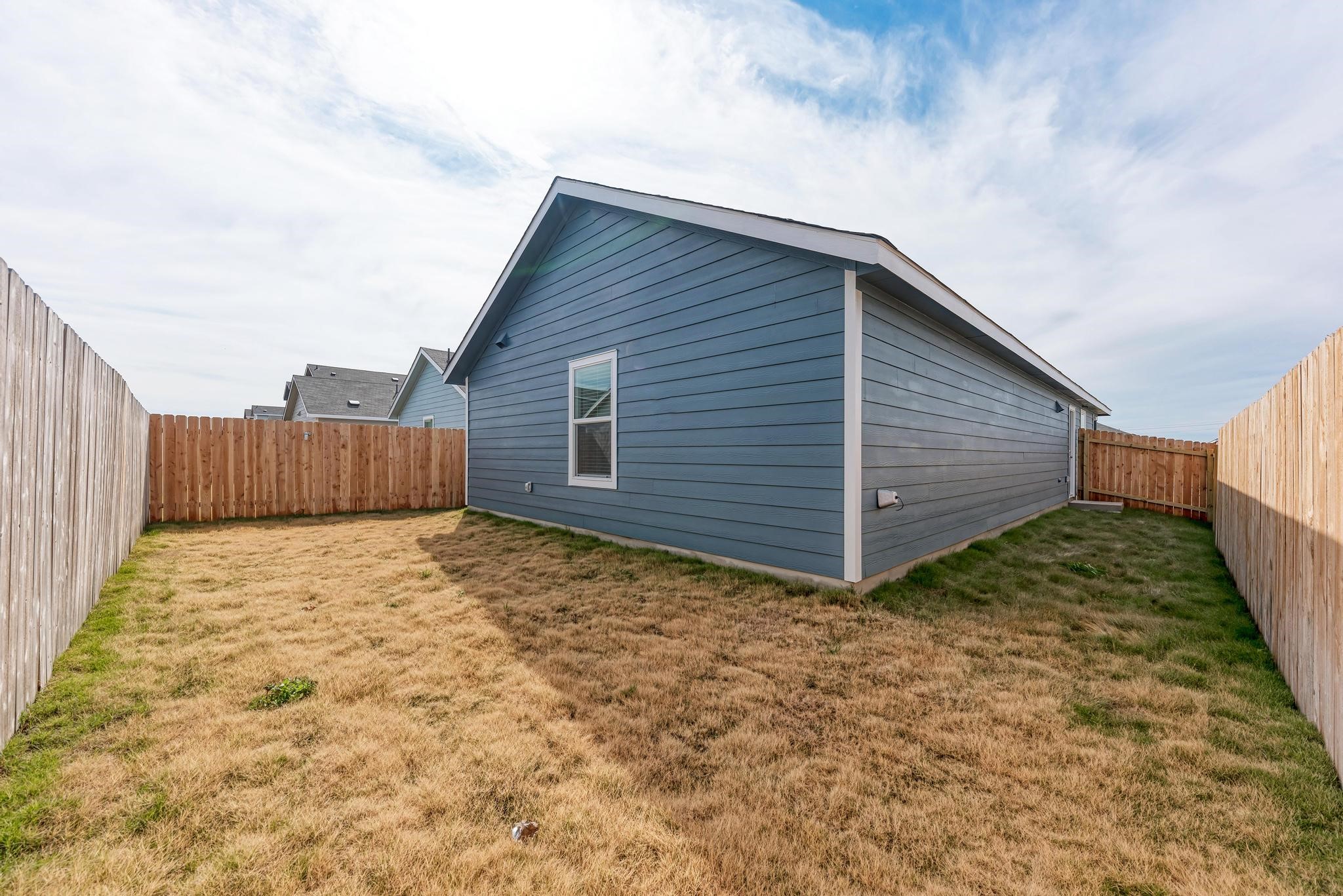 313 Marty Allen Loop Jarrell, TX 76537 - Photo 27 of 32