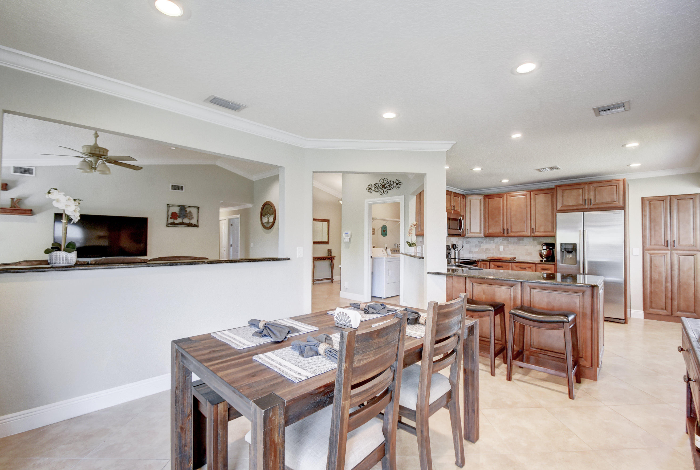 9296 Neptunes Basin Court Boca Raton, FL 33434 - Photo 11 of 35 11_stl_1939_40_41_42_43