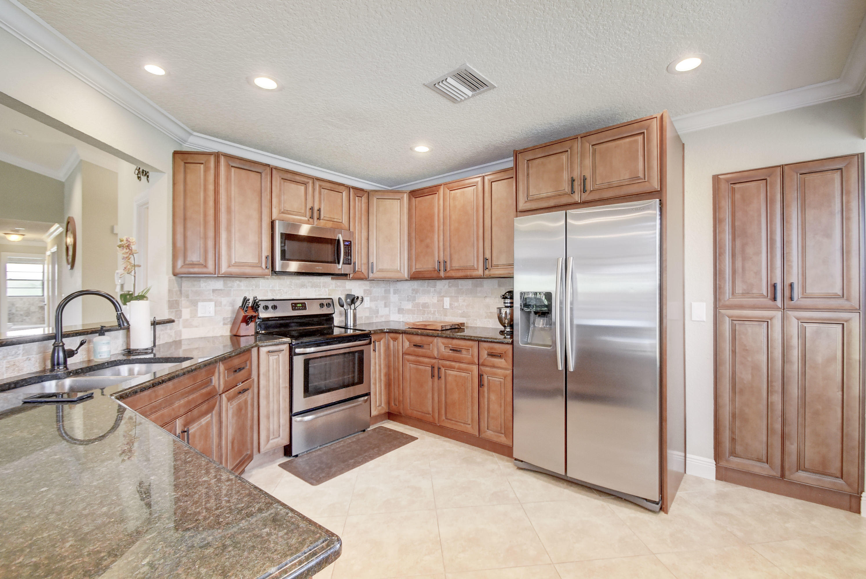 9296 Neptunes Basin Court Boca Raton, FL 33434 - Photo 12 of 35 12_stl_1944_5_6_7_8
