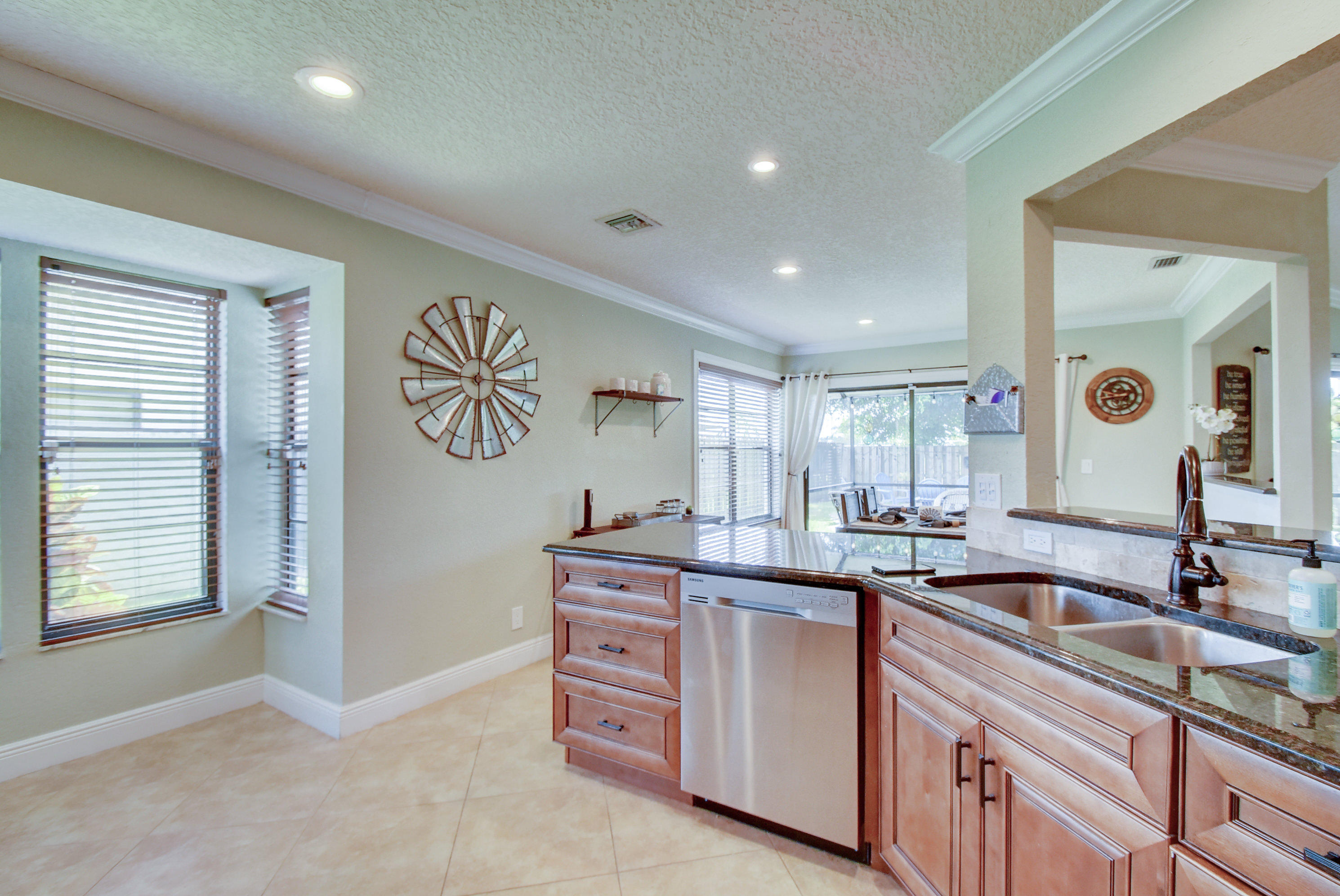 9296 Neptunes Basin Court Boca Raton, FL 33434 - Photo 15 of 35 15_stl_1959_60_61_62_63