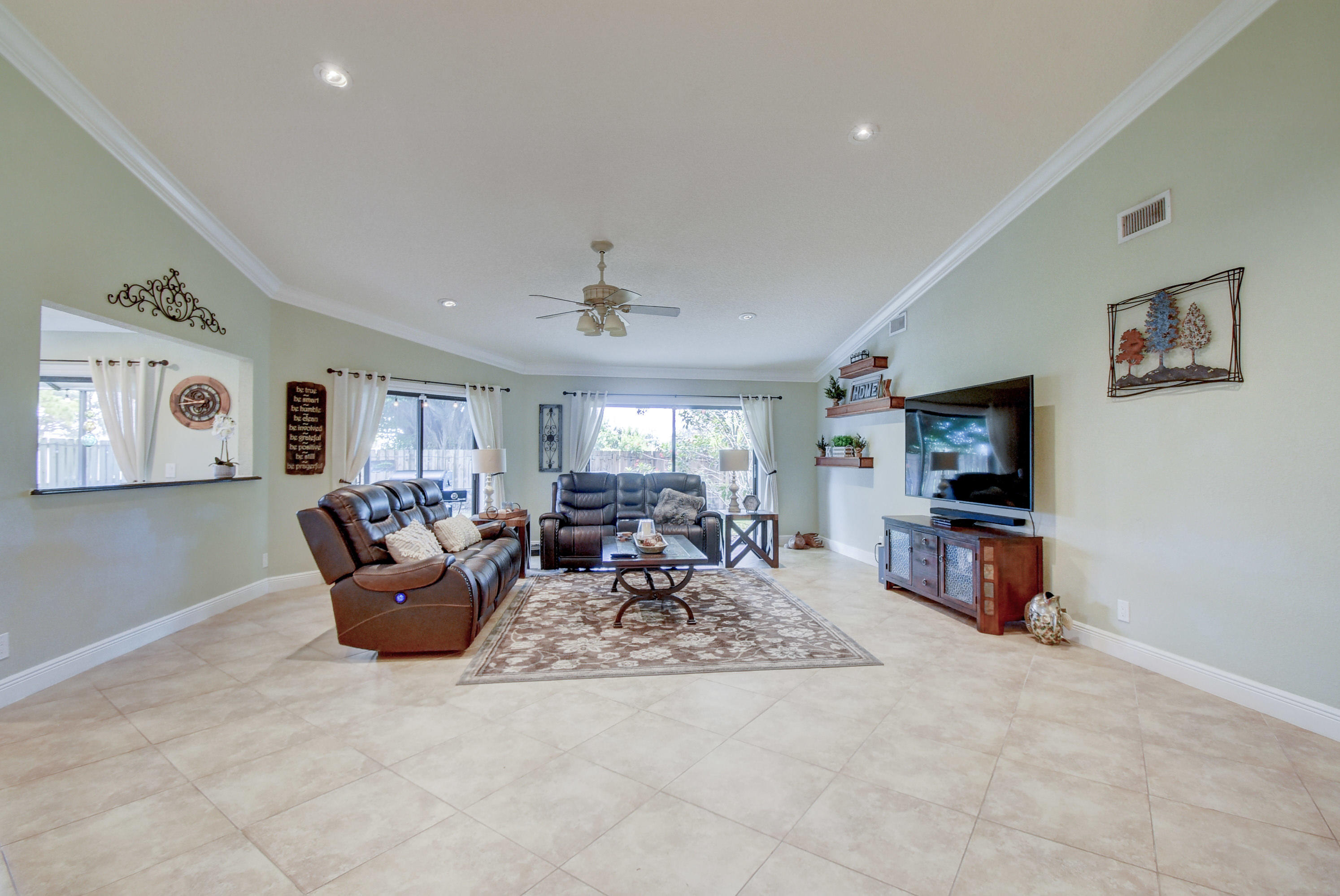 9296 Neptunes Basin Court Boca Raton, FL 33434 - Photo 5 of 35 05_stl_1909_10_11_12_13