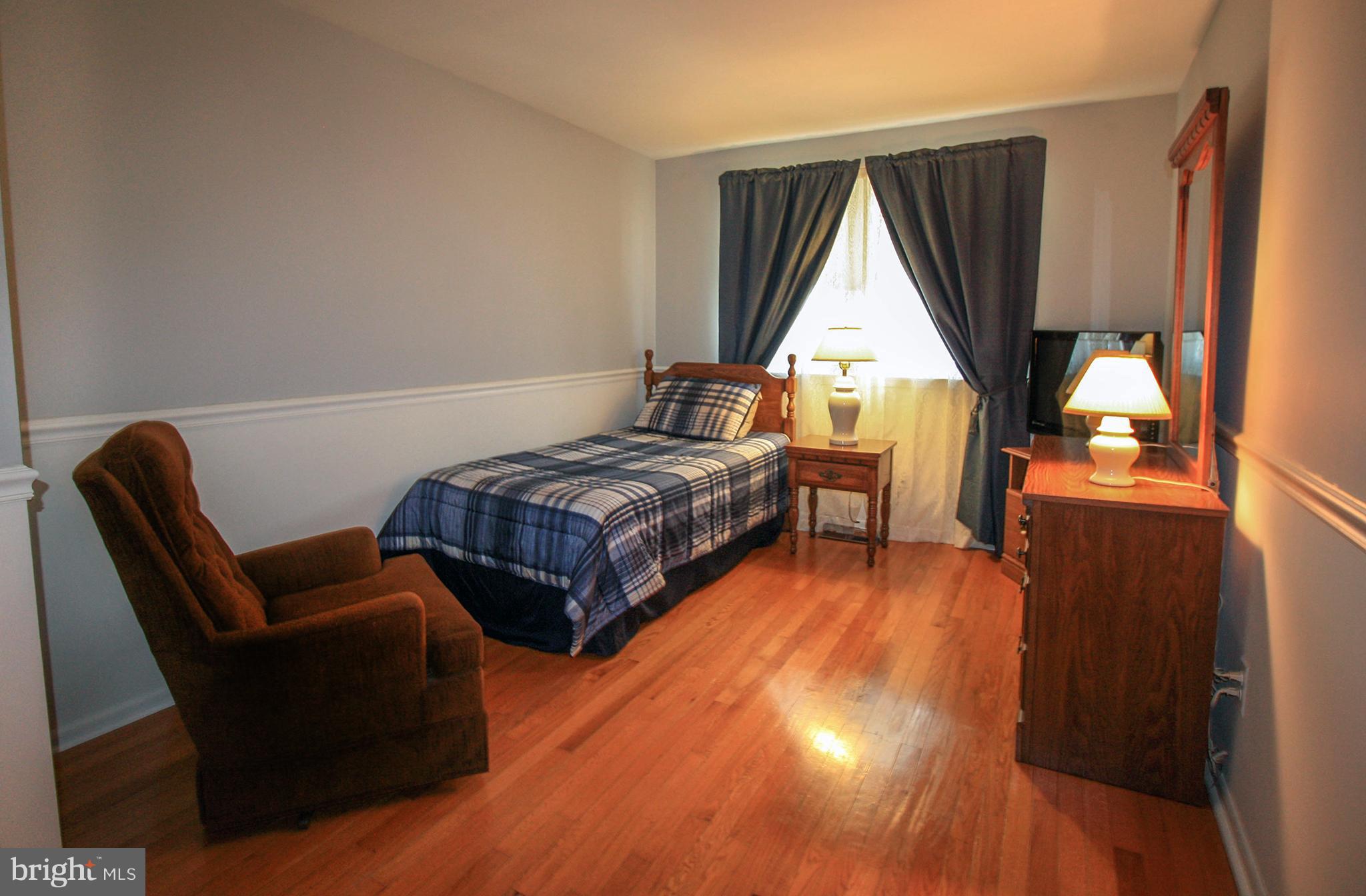 5659 Braxfield Road Baltimore, MD 21227 - Photo 21 of 30 Bedroom