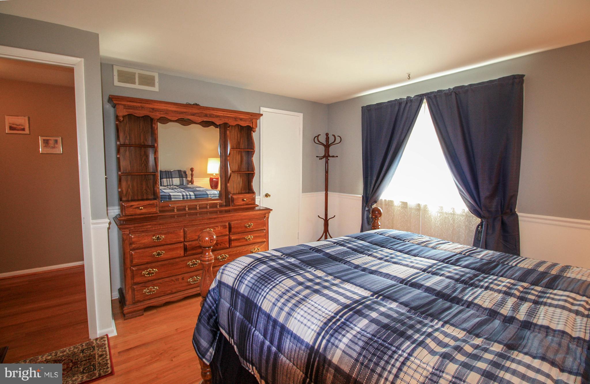 5659 Braxfield Road Baltimore, MD 21227 - Photo 24 of 30 Bedroom